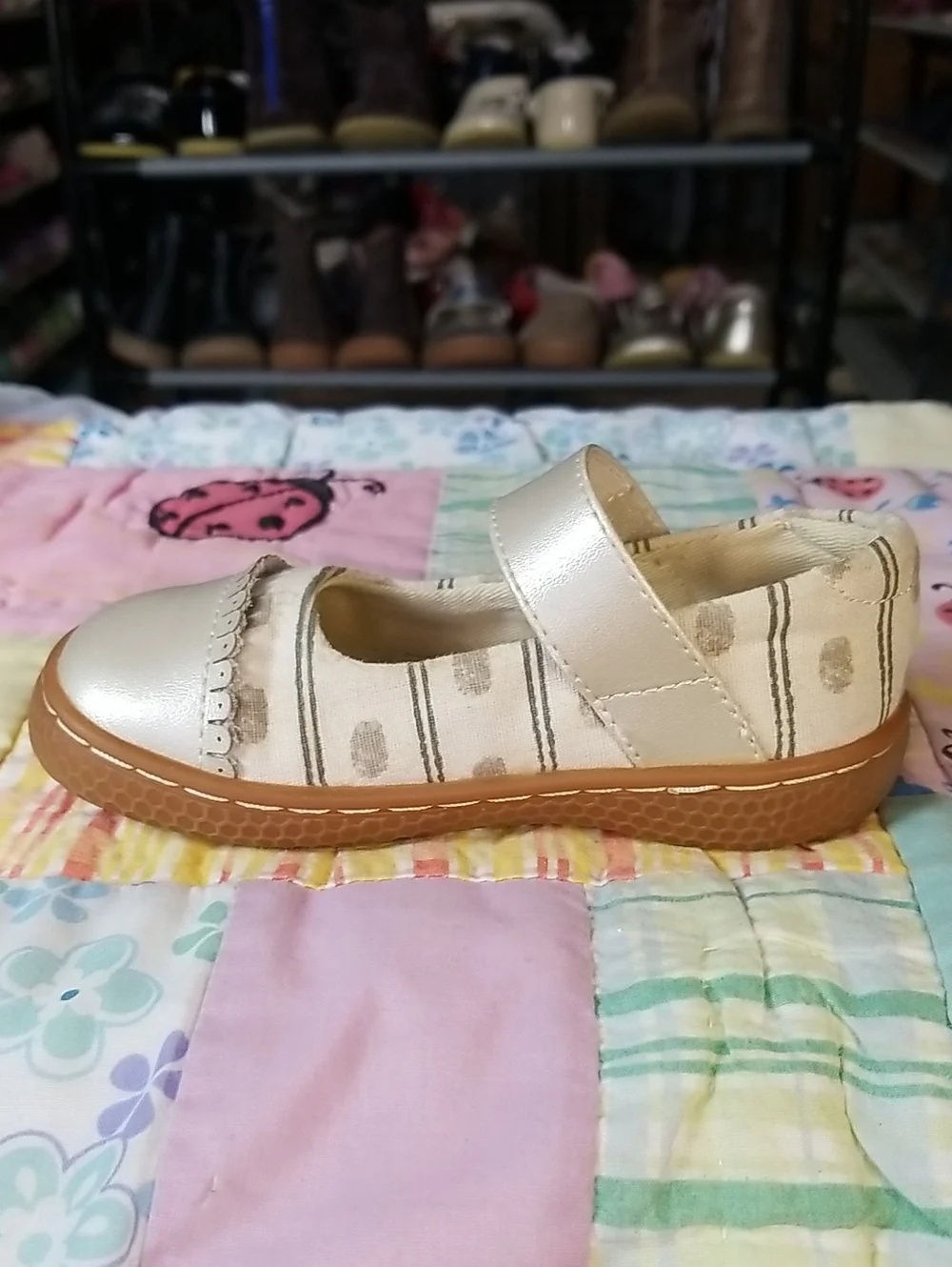 Livie & Luca Cream Metallic Mary Jane Shoes with Strap Size 7